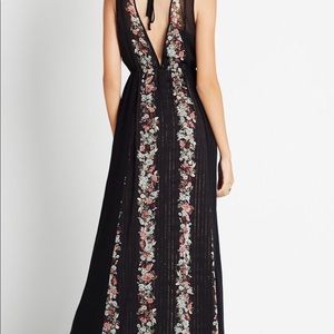 BCBGeneration Deep V-Neck Floral Print Maxi Dress